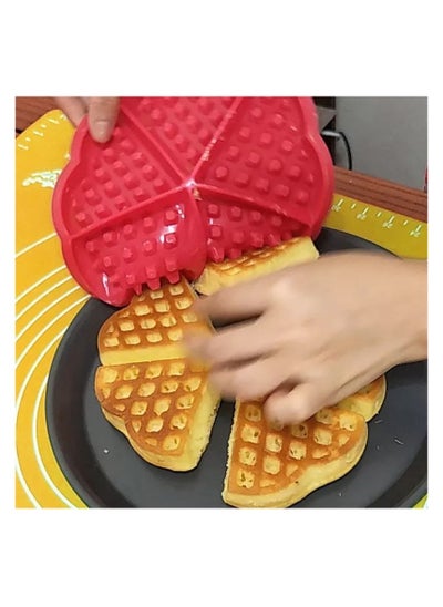 اشتري Silicone Waffle Mold Random Color في مصر