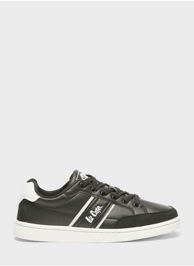 اشتري Low Top  Casual Shoes في الامارات