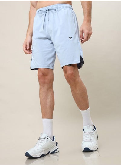 اشتري Solid Slim Fit Shorts with Drawstring Closure في السعودية