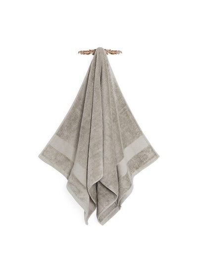 Buy Egyptian Cotton 720 Gsm Bath Towel Silver Grey - 140X70Cm in UAE