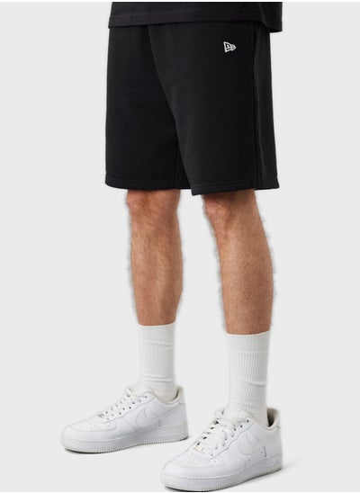 اشتري Essential Logo Shorts في السعودية