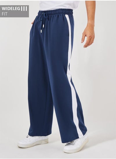 اشتري Extra Wide Leg Joggers with Contrast Stripe Detail في السعودية