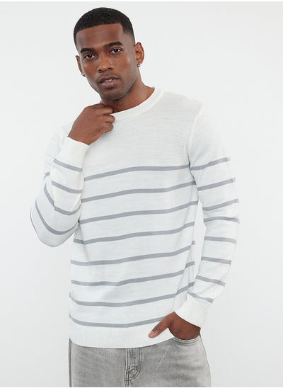 اشتري Gray Slim Crew Neck Striped Knitwear Sweater TMNAW25KZ00033 في مصر