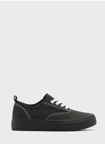 Buy Cammaa Sneakers in UAE