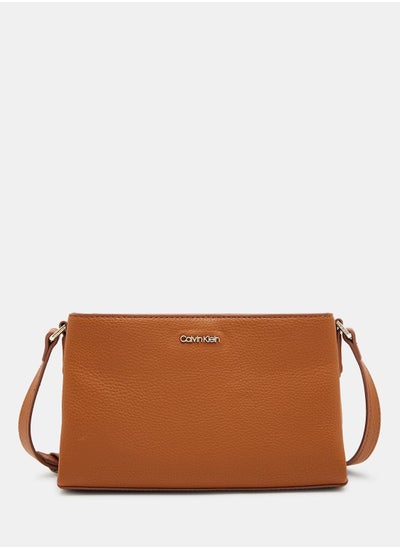 اشتري Logo Elevated Crossbody Bag في الامارات