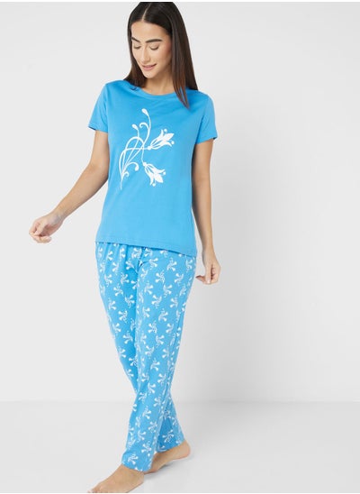 Buy Graphic T-Shirt And Pyjama Set in UAE