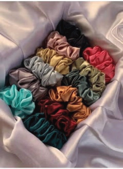 اشتري 6 قطع من ربطات الشعر Scrunchies على شكل ذيل حصان، حامل من الساتان المرن الناعم، أربطة شعر Scrunchy للفتيات والسيدات، إكسسوارات الشعر في مصر