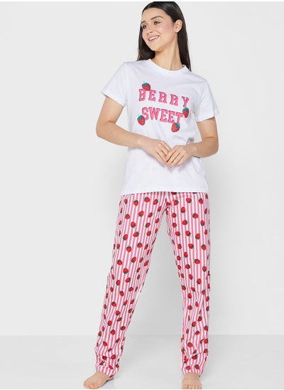 Buy Graphic Printed Pyjama Set in UAE