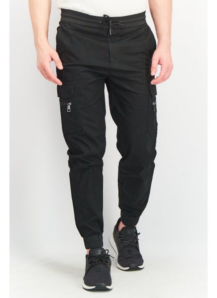 Buy Men Regular Fit Solid Cargo Pants, Pure Black in UAE