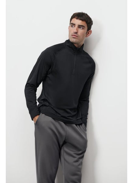 Buy Men Mock Solid Long Sleeves Thermo Shirt, Black in UAE