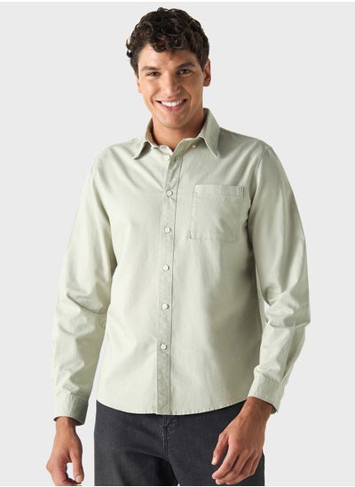 Buy Essential Pocket Detail Regualr Fit Shirt in Saudi Arabia