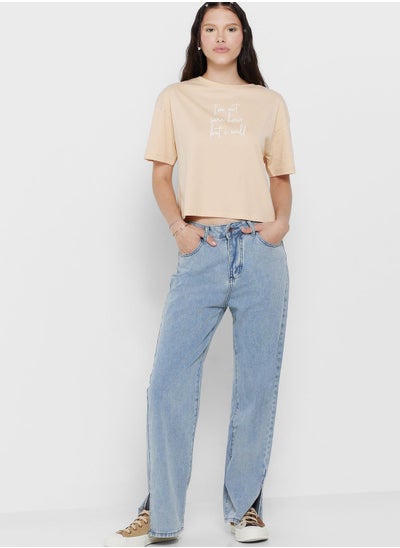 Buy Classic Mom Jeans With Slit Detail in Saudi Arabia