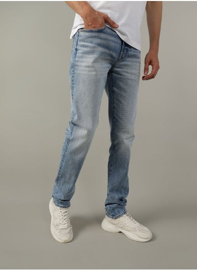 اشتري AE EasyFlex Slim Jean في الامارات