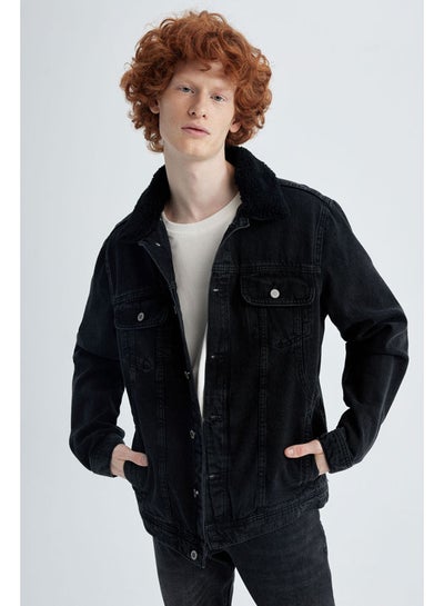 Levi's Men's Trucker Jacket (Also Available in Big & Tall) | Casual denim  jacket, Trucker jacket men, Jackets