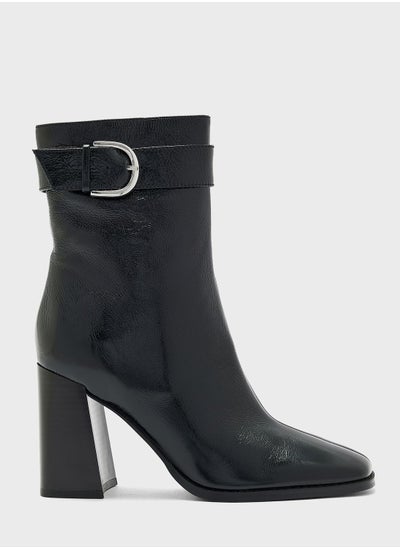 اشتري Pointed Toe Mid Heel Ankle Boots في الامارات