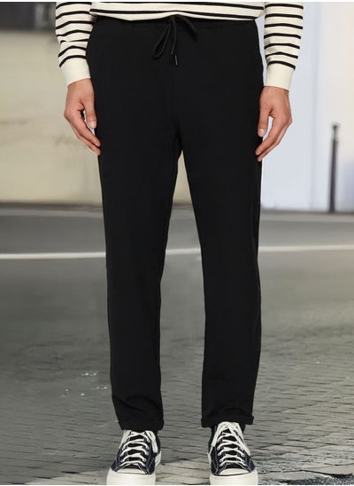 اشتري Black Elastic Waist Slim Fit Fabric Trousers TMNAW21PL0107 في مصر