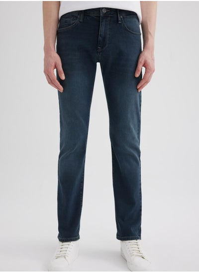 Buy Sergio Regular Fit Jeans in Saudi Arabia