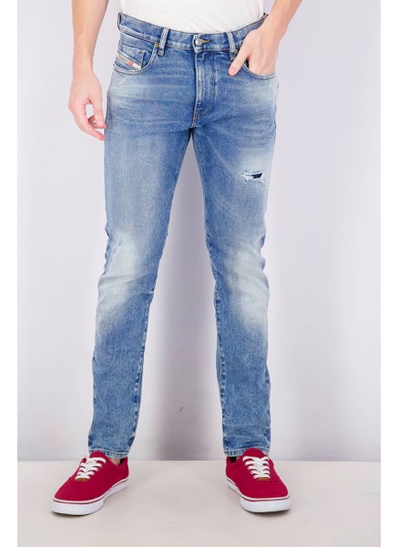 Buy Men Slim Fit Denim Strukt Rip Jeans, Blue in UAE