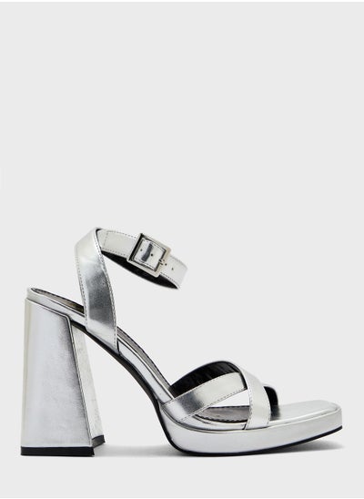 Buy Crossed Strap Platform Sandals in UAE