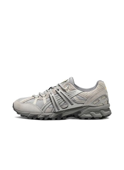 Buy Retro Casual Wear-resistant And Breathable Running Shoes in UAE