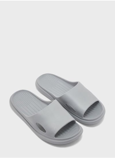 اشتري Essential Slides في الامارات