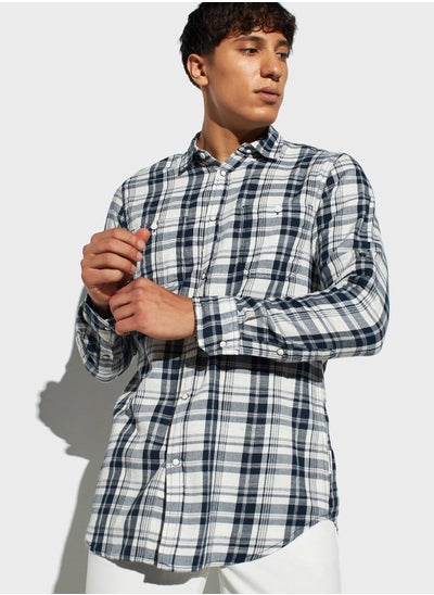 اشتري Checked Regular Fit Shirt في الامارات