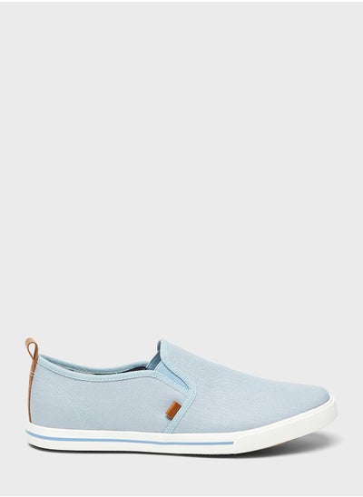 اشتري Casual Slip On Shoes في الامارات