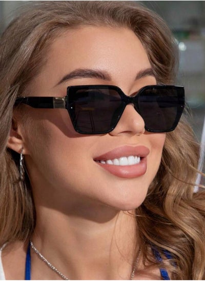 اشتري Fashionable & Stylish Women’s Sunglasses في السعودية