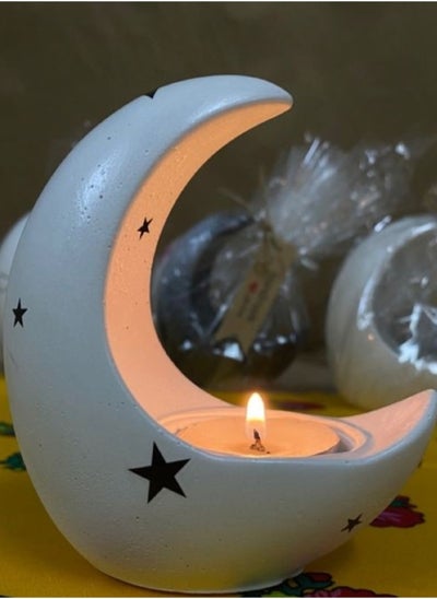 اشتري Decorative candle holder in the shape of a crescent, hand-carved from concrete في مصر