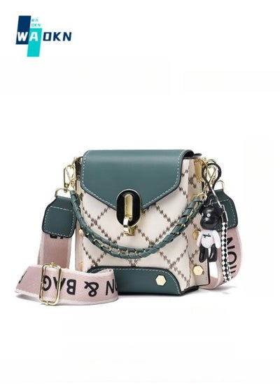 Buy Women's Hand Woven Chain Shoulder Bag, Ladies PU Leather and High Quality Hardware Handbag Tote Bags Clutch Bag, Premium Dress Crossbody Bags Sling Bag Side Bag Carry Bag(Green and White) in UAE