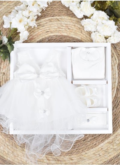 Buy Newborn Dress with Gift Box 4 Pieces in Saudi Arabia