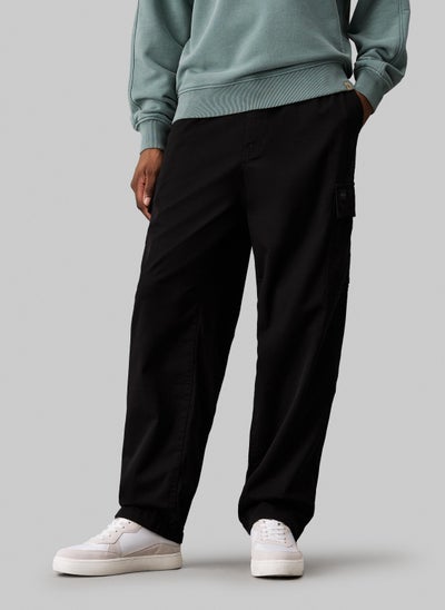 Buy Straight Fit Pocket Detail  Cargo Pants in Saudi Arabia