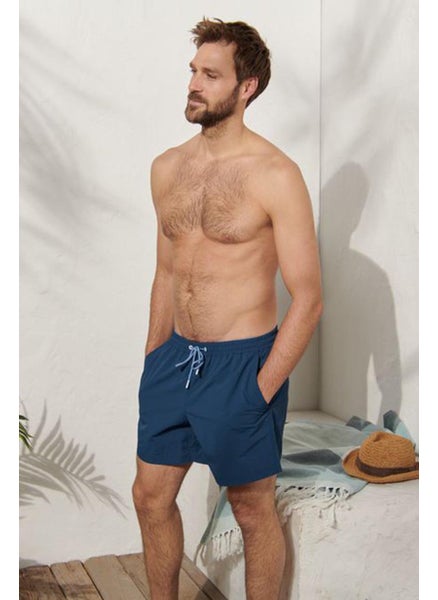 اشتري Men Drawstring Plain Swim Short, Navy في الامارات