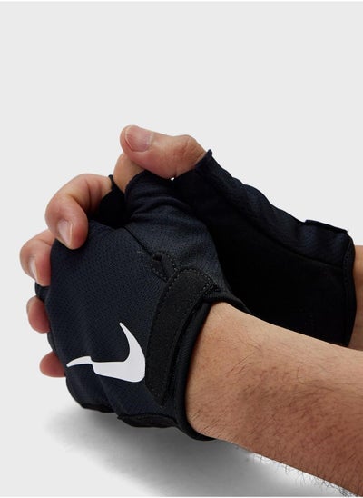 اشتري NIKE M GYM ESSENTIAL FG 2.0 في السعودية