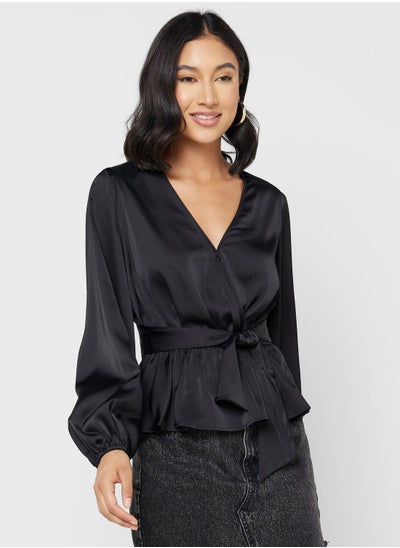 اشتري Surplice Neck Tie Detail Top في السعودية