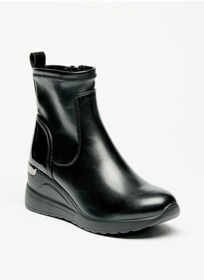 Buy Solid Boots With Zip Closure And Pull Tabs By Shoexpress in UAE