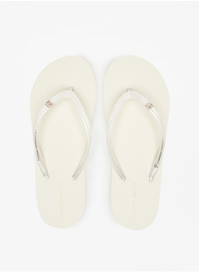 اشتري Women's Textured Flip Flops في الامارات