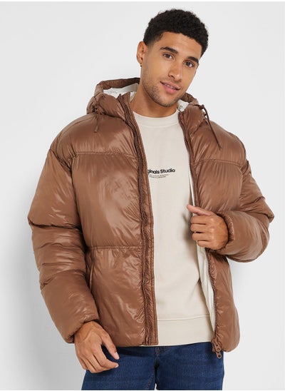 اشتري Essential Puffer Jacket في الامارات