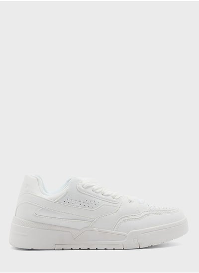 اشتري Spanning For Seventy Five Court Sneakers في الامارات