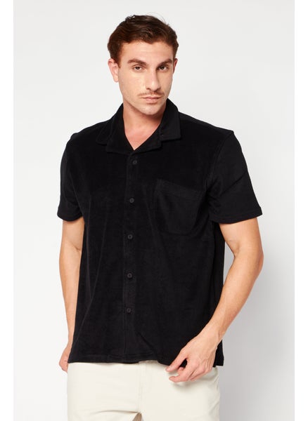 اشتري Men Regular Fit Textured Short Sleeve Casual Shirt, Black في السعودية