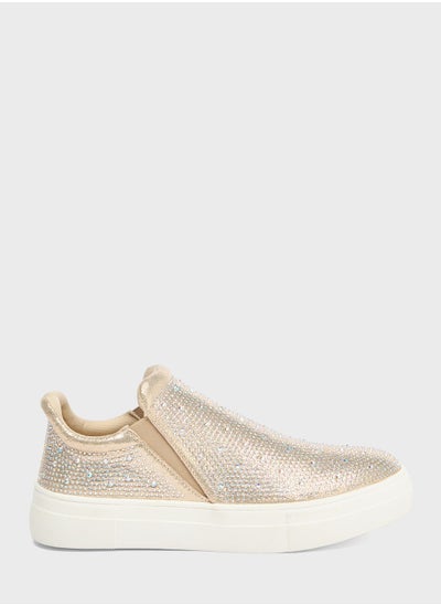 اشتري Casual Low Top Sneakers في السعودية