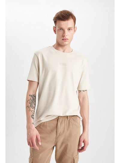 Buy Man Regular Fit Crew Neck Short Sleeve Knitted T-Shirt in Egypt