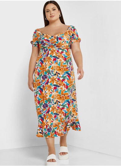 Buy Printed Sweetheart Neck Ruched Detail Dress in UAE