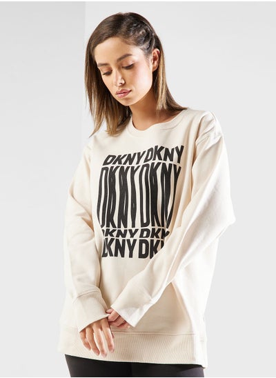 اشتري Crew Neck Graphic Sweatshirt في الامارات