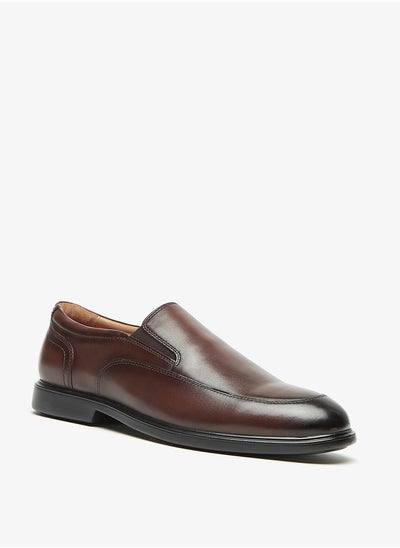 اشتري Men's Solid Slip-On Loafers في الامارات