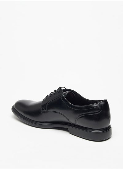 اشتري Men Solid Derby Shoes with Lace-Up Closure في الامارات