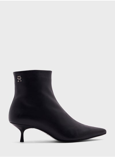 Buy Pointed Toe Ankle Boots in Saudi Arabia