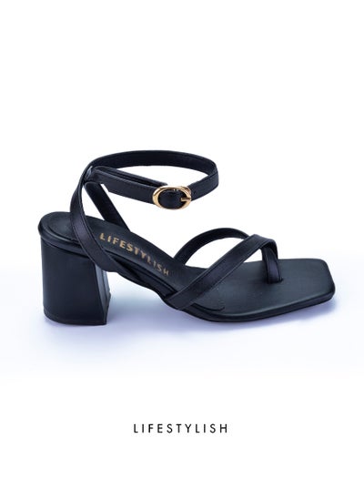 اشتري SN-600 Black Leather Heel Sandals في مصر