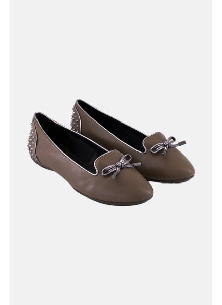 اشتري Women Charlene Slip On Flats, Taupe في الامارات