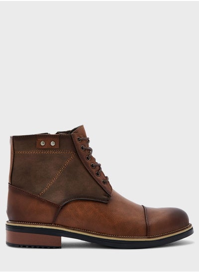 اشتري Casual Welted Boots في الامارات